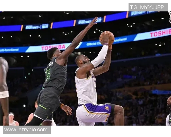 2011年NBA季后赛小牛对湖人第四场精彩回顾与赛后分析